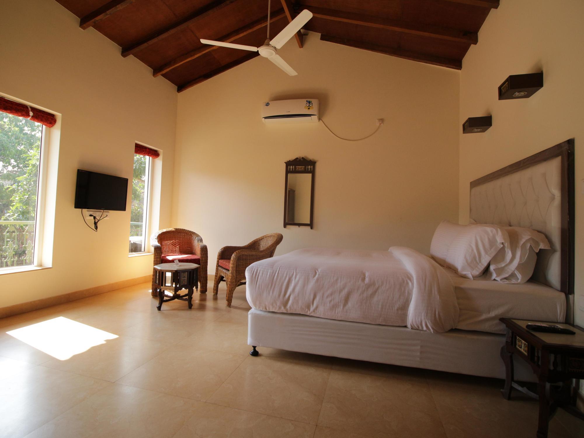 Treebo Trend Vila De Goa Siolim Exterior photo
