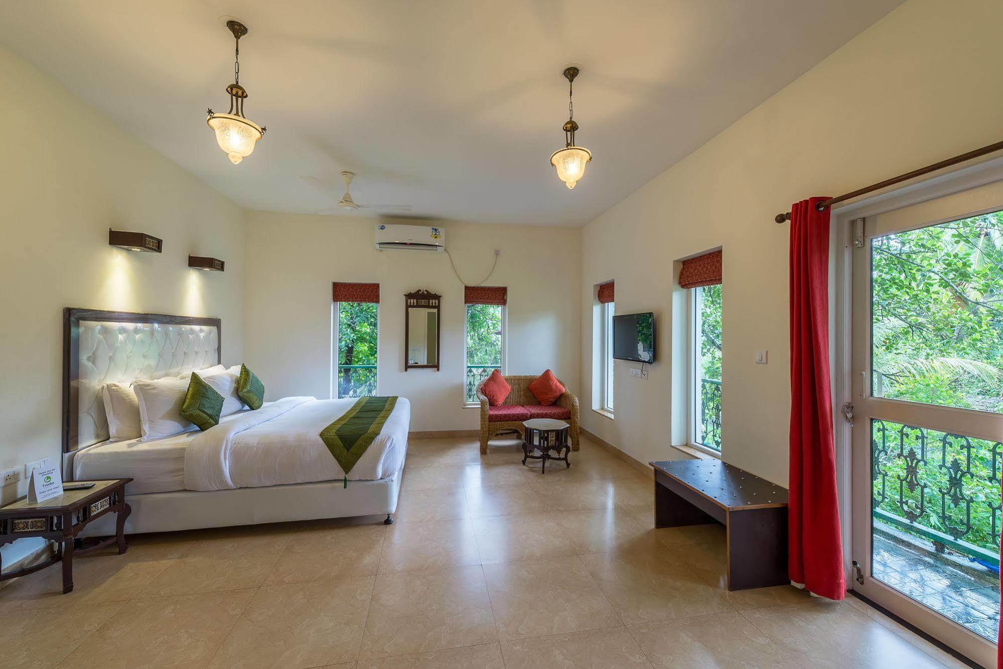 Treebo Trend Vila De Goa Siolim Exterior photo