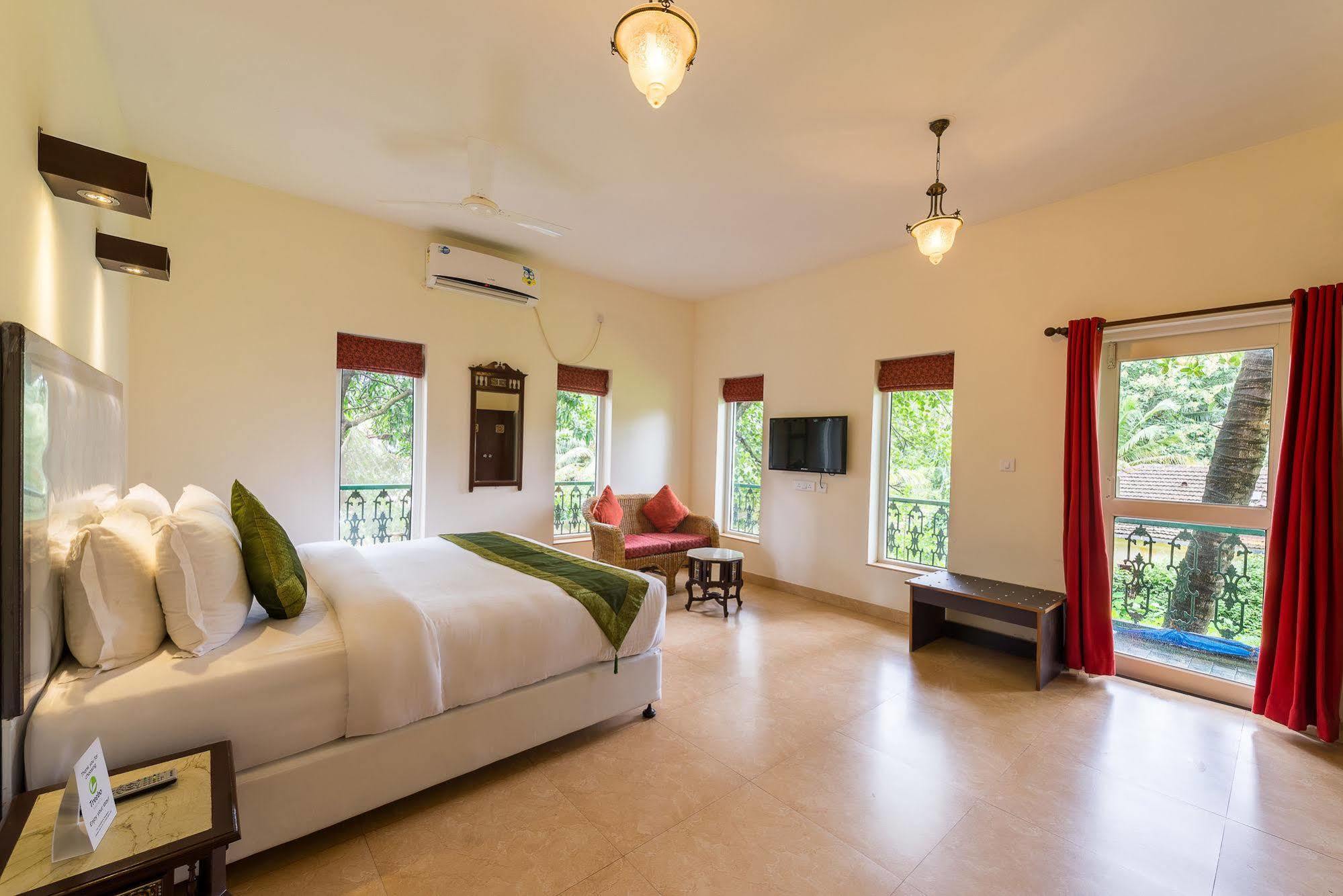Treebo Trend Vila De Goa Siolim Exterior photo